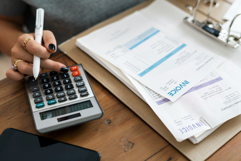 How To Streamline Estimates And Invoices In The Trades