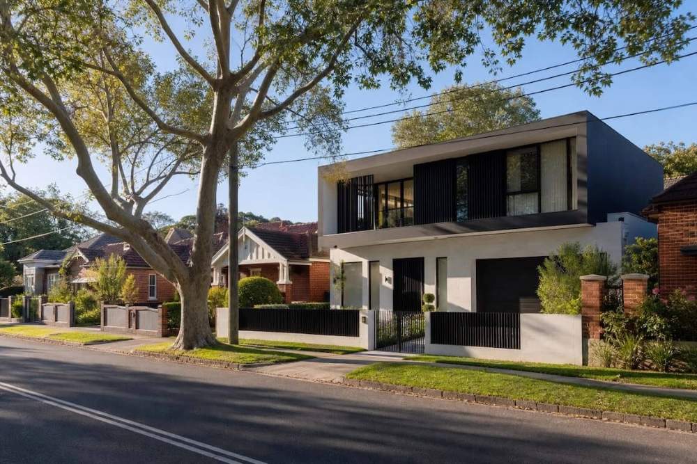 How Do I Know If My Current Neighborhood Is Worth Rebuilding In?