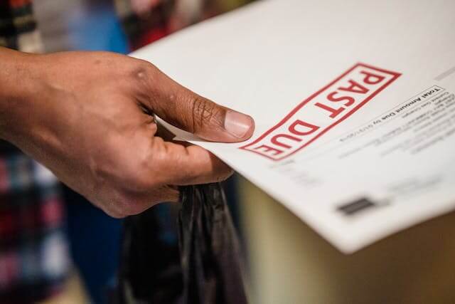 4 Invoice Mistakes That Delay Your Cash