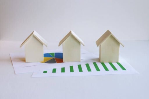 Evaluating the Real Estate ROI of Premium Detached Storage Structures