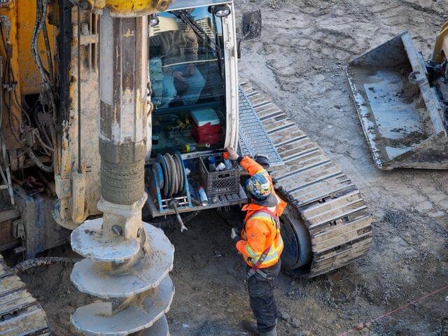 Why Heavy Machinery Certification Boosts Career Prospects In 2026