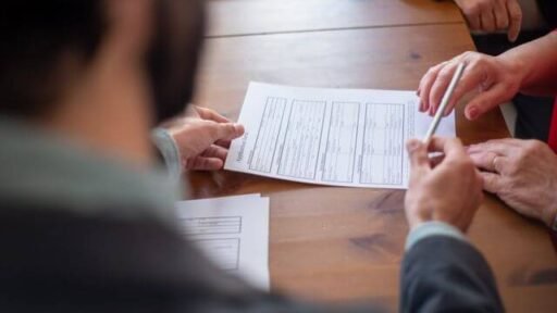 Red Flags To Watch For When Dealing With Insurance Companies