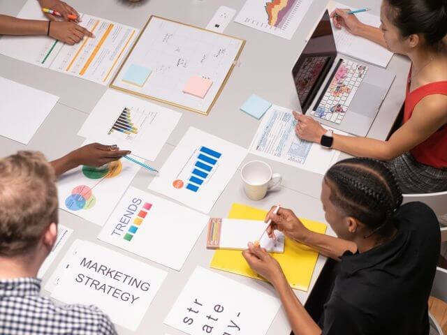 7 Inbound Marketing Moves That Turn Website Traffic Into Real Business Growth