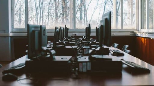 A Simple Guide To IT Equipment And How Different Systems Work Together