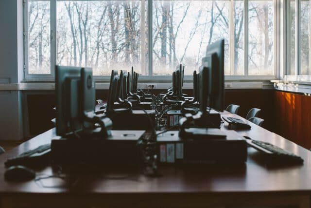 A Simple Guide To IT Equipment And How Different Systems Work Together