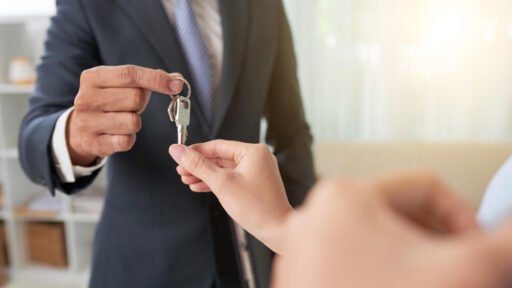 How To Smoothly Navigate The Settlement Process When Buying Or Selling Real Estate