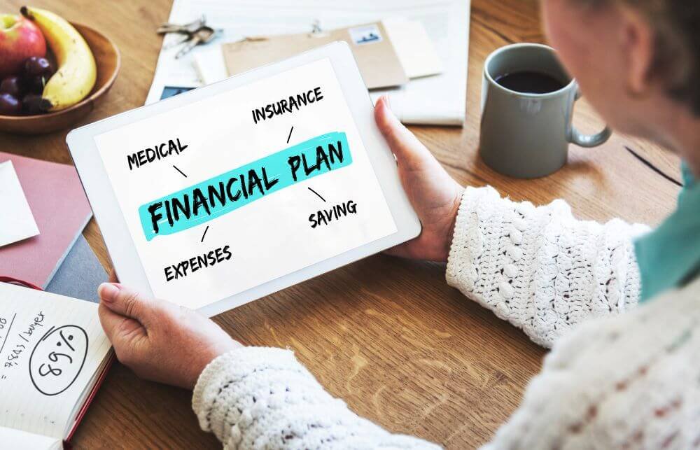 TFSA vs RRSP: Choosing the Right Savings Account for Your Financial Goals