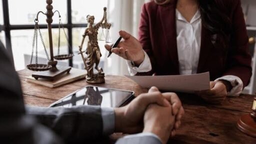 When to Hire a Phoenix Business Disputes Lawyer