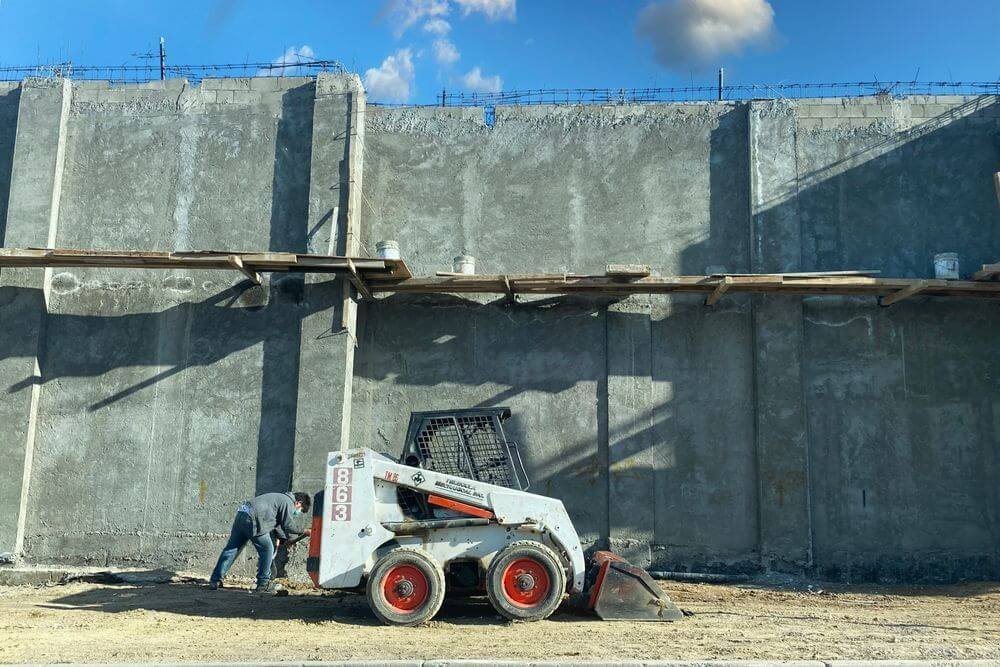 Why a Shotcrete Wall Is the Smarter Choice for Modern Construction