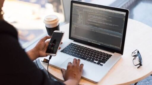 Remote Access Defined: What It Does And Who Needs It