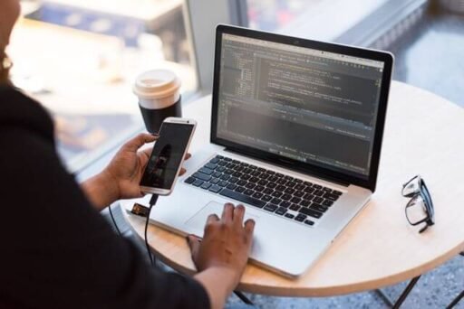 Remote Access Defined: What It Does And Who Needs It